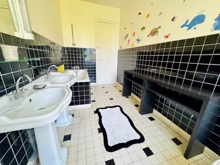 232ead33-8ab2-4281-a105-ea18f0969231